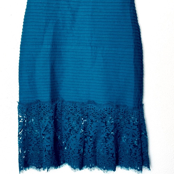 Tadashi Shoji Lace Teal Blue Bandage Dress Size Large - Picture 3 of 9